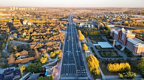 中國高寒地區跨度最大、噸位最重連續樑橋建成通車