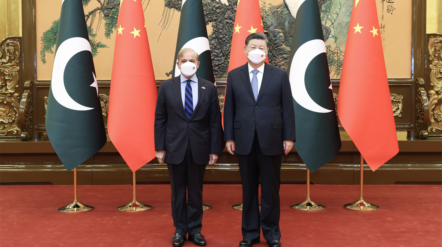 習近平會見巴基斯坦總理夏巴茲