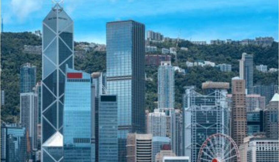 世邦魏理仕：香港商廈價值續挫 寫字樓跌幅最顯著