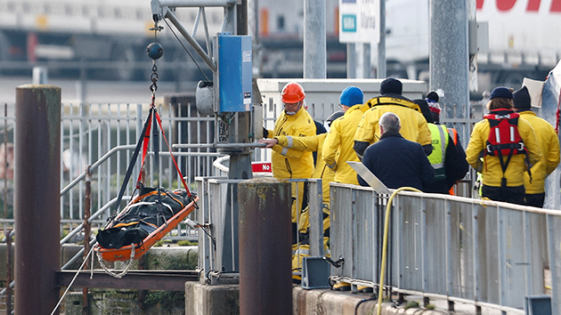 英吉利海峽有非法移民船沉沒 至少4人死亡