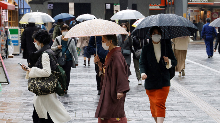 調查：日本近四成企業允許70歲以上老人工作