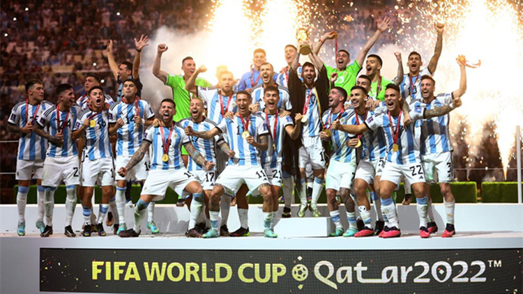戰情扣人心弦 互射12碼擊敗法國 阿根廷第3次捧世界盃 美斯終於圓夢