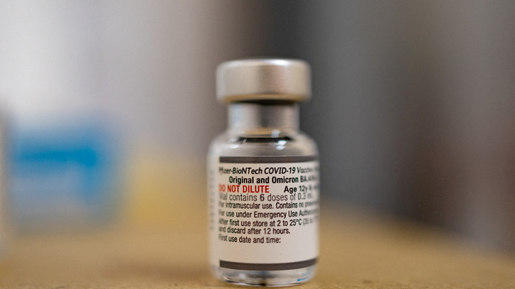 德國復必泰首批新冠疫苗運往中國