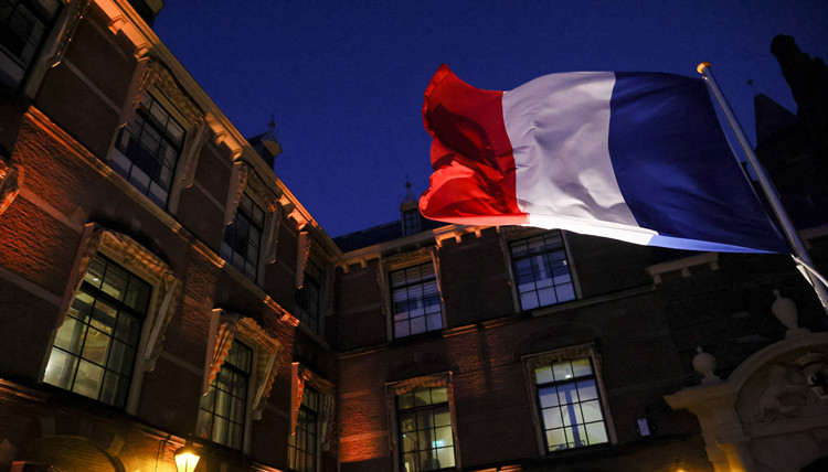 駐法國使館提醒中國公民加強安全防範