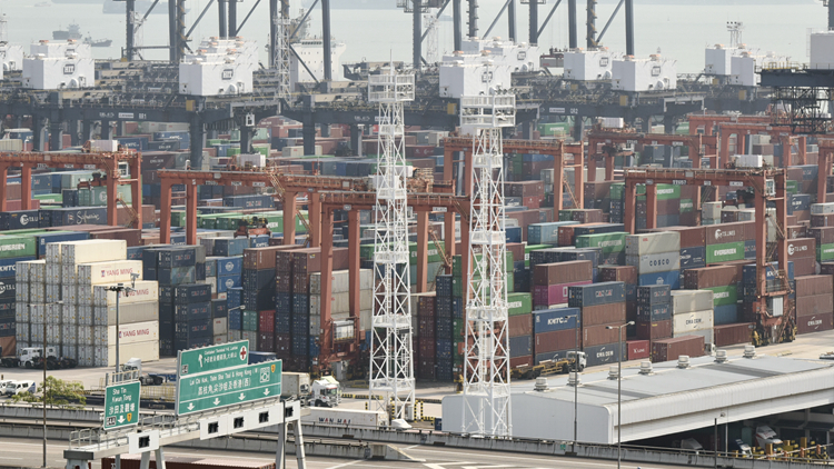本港去年商品貿易價升量跌