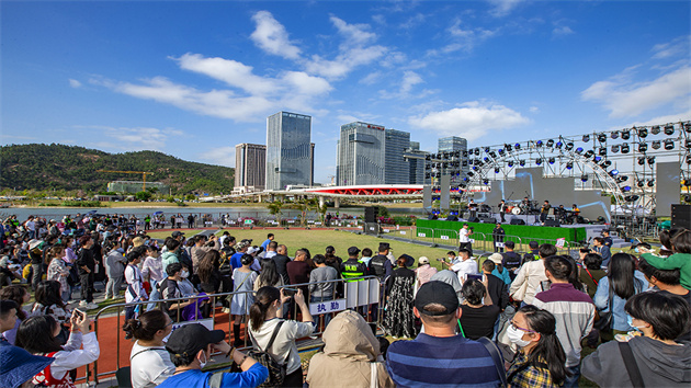 橫琴天沐河草地音樂節浪漫開唱