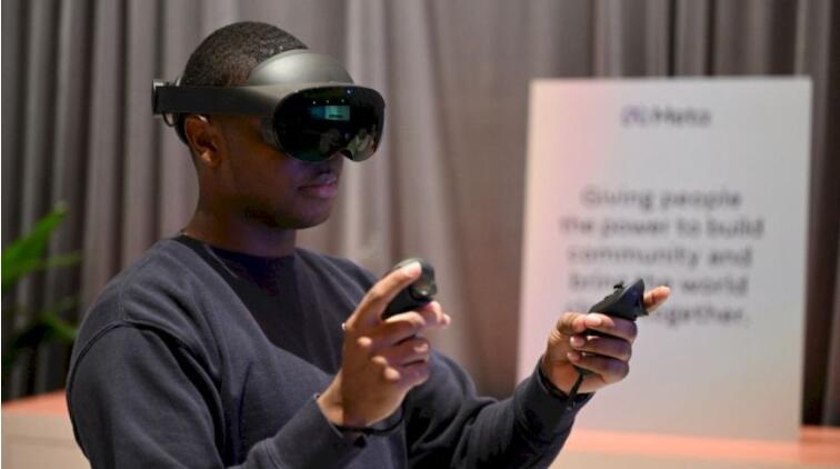 外媒：騰訊正與Meta洽談在華銷售VR頭盔