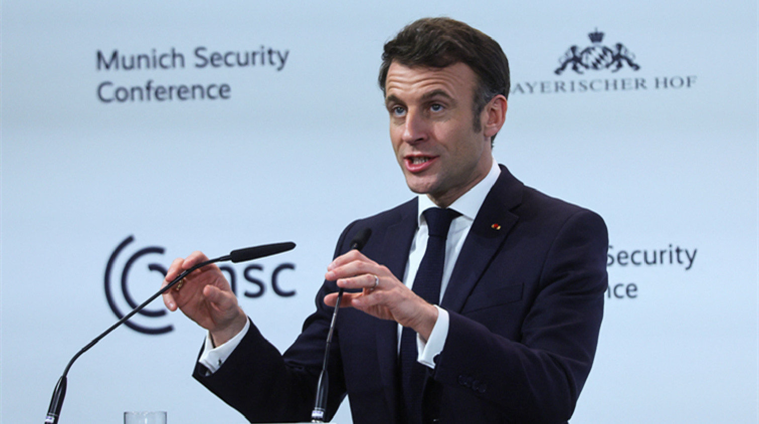 馬克龍：法國官方將繼續推動退休制度改革