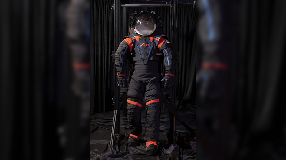 NASA發布新一代登月太空服 2025登月就穿它