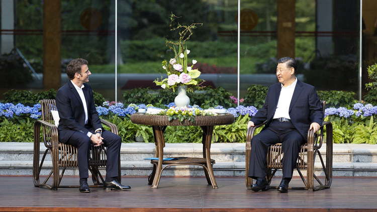 習近平同法國總統馬克龍在廣州非正式會晤
