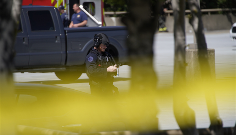美國佛州發生槍擊事件致3人死亡 嫌疑人被警方擊斃