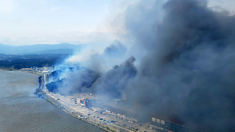 韓江原道江陵山火蔓延 數百居民緊急疏散