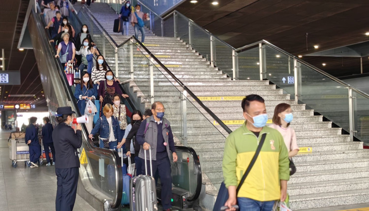 深圳東站開行多趟旅遊專列 助力旅客出遊多樣化