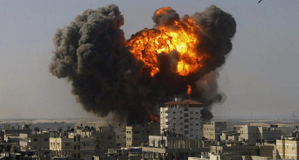 以軍空襲加沙城造成兩人死亡 