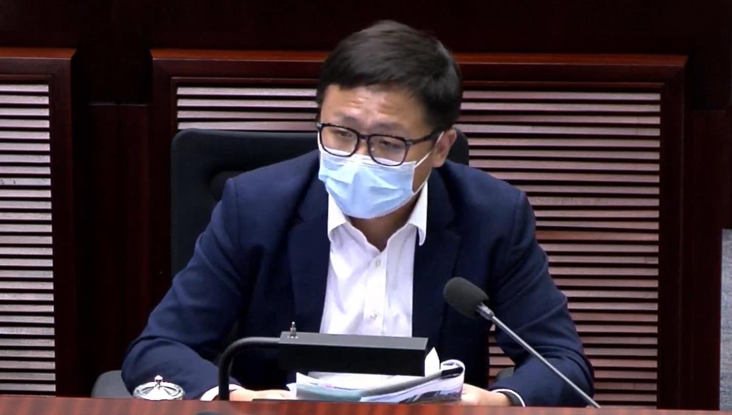 灣仔站乘客走入路軌 張欣宇：港鐵應加強廣播與乘客溝通