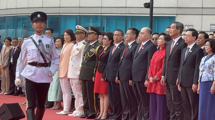 直播回放 | 香港特別行政區成立二十六周年升旗儀式暨慶祝酒會