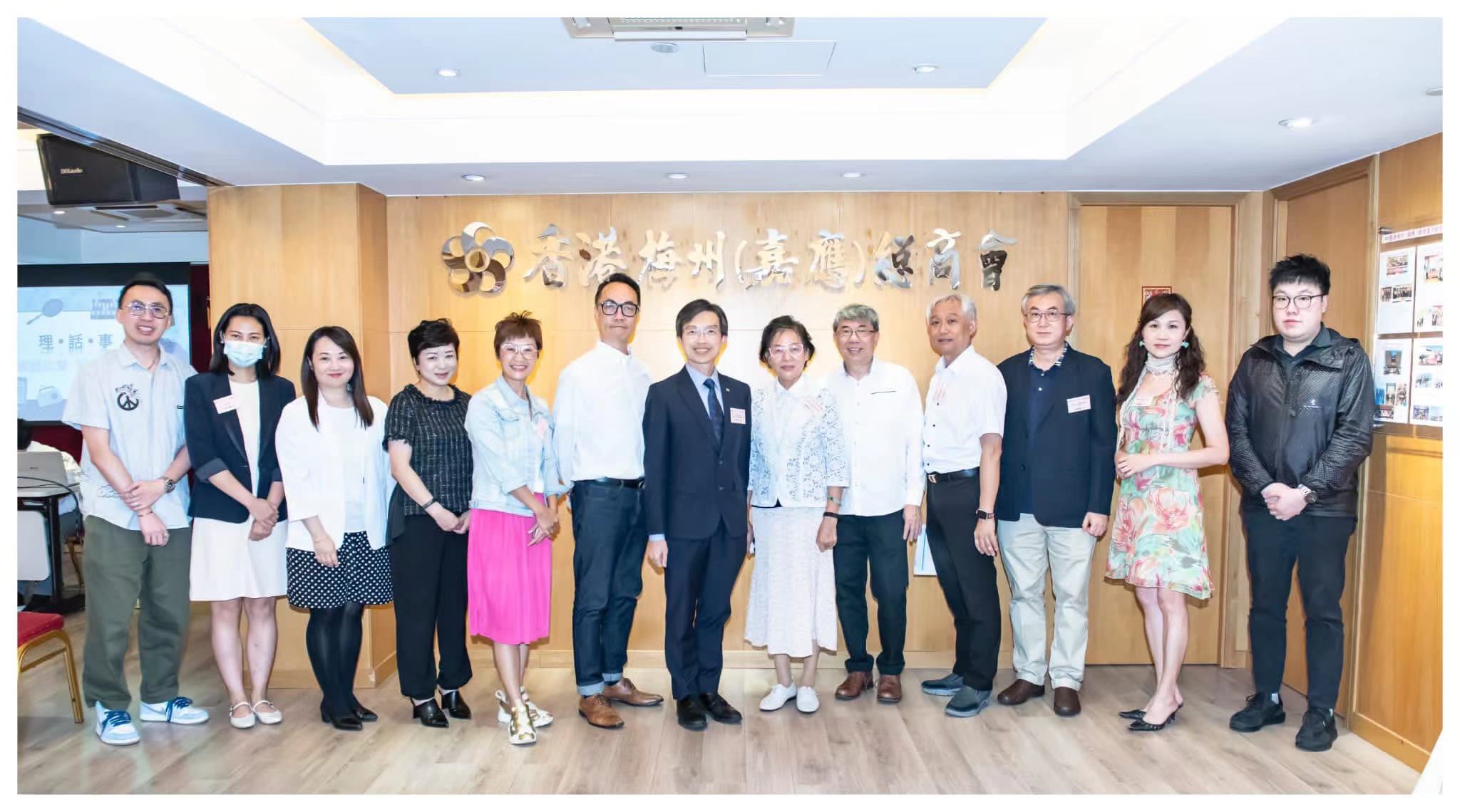 離島區校長會辦中學及高小「理‧話‧是」比賽