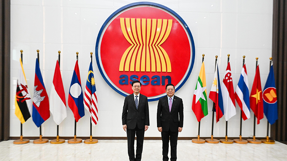 李家超與印尼總統及東盟秘書長會面
