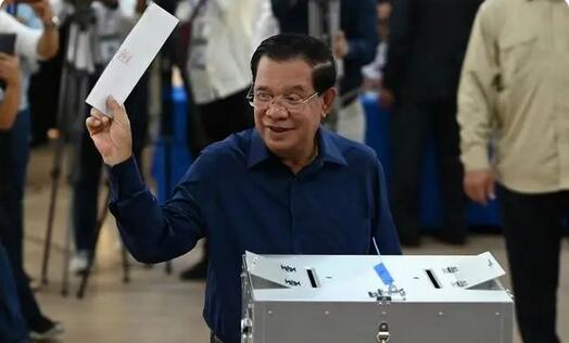 柬埔寨執政党人民党以絕對優勢贏得國會選舉