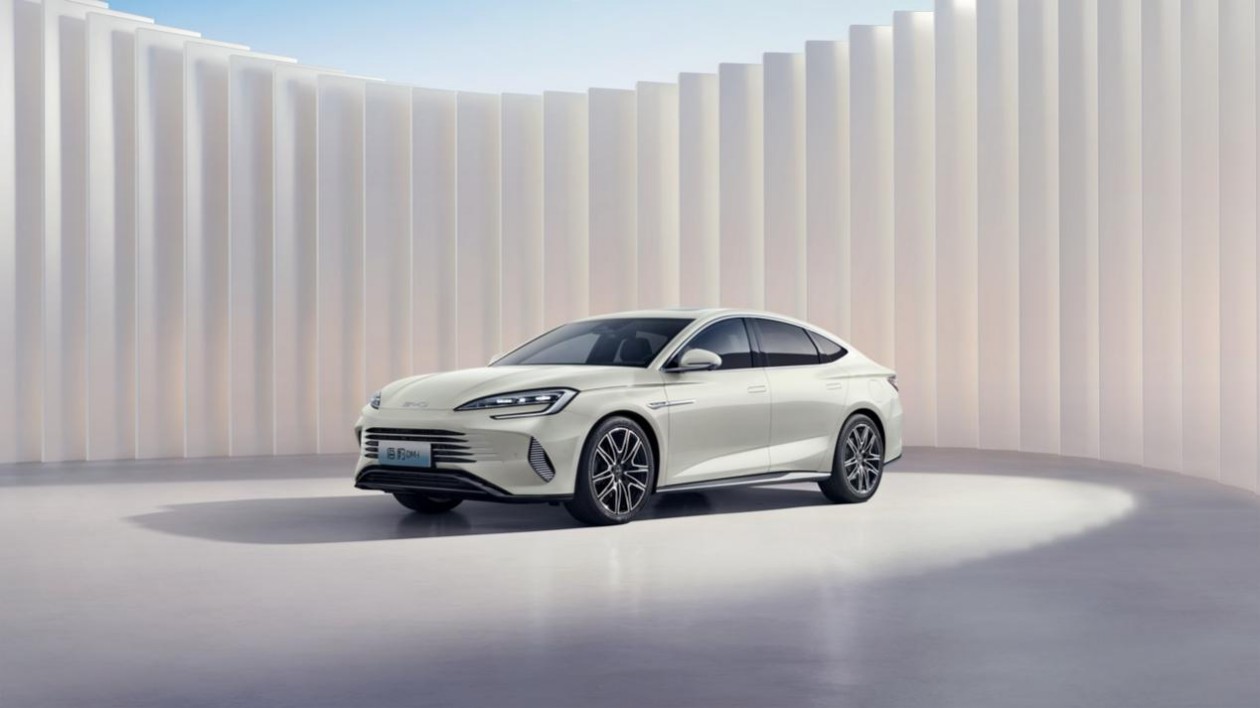 新一代主流中型轎車比亞迪海豹DM-i重磅上市 售價16.68萬元起