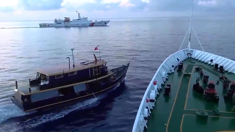 有片 | 中國海警局回應菲律賓非法侵闖仁愛礁：敦促菲方立即停止侵權