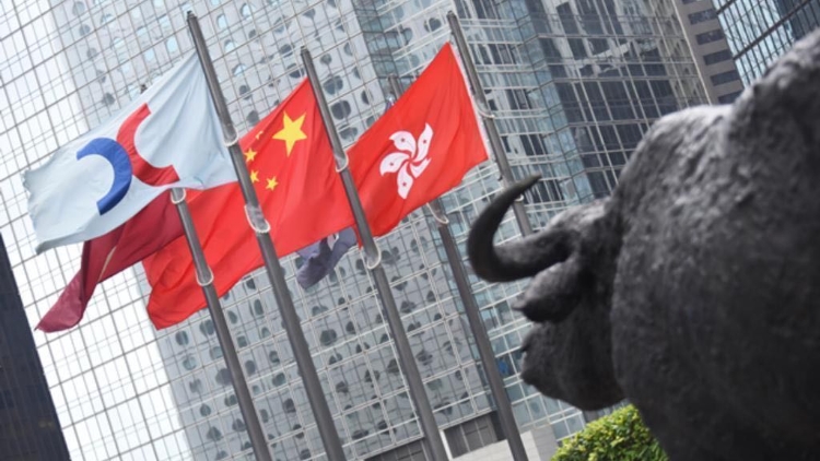 【收市盤點】港股全日升7點 手機設備股造好