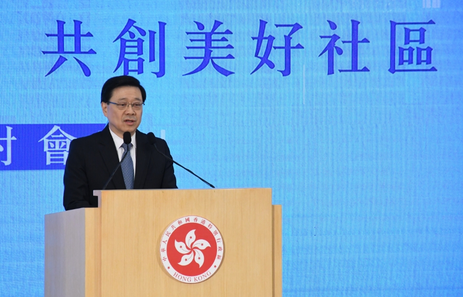 李家超：區選提名嚴格把關 完善地區治理是確保不再走錯路