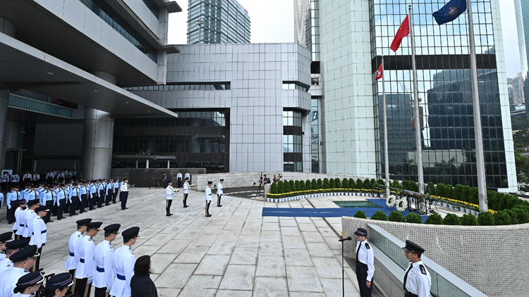 警隊悼念殉職警員 蕭澤頤：會繼續做好維護國安工作