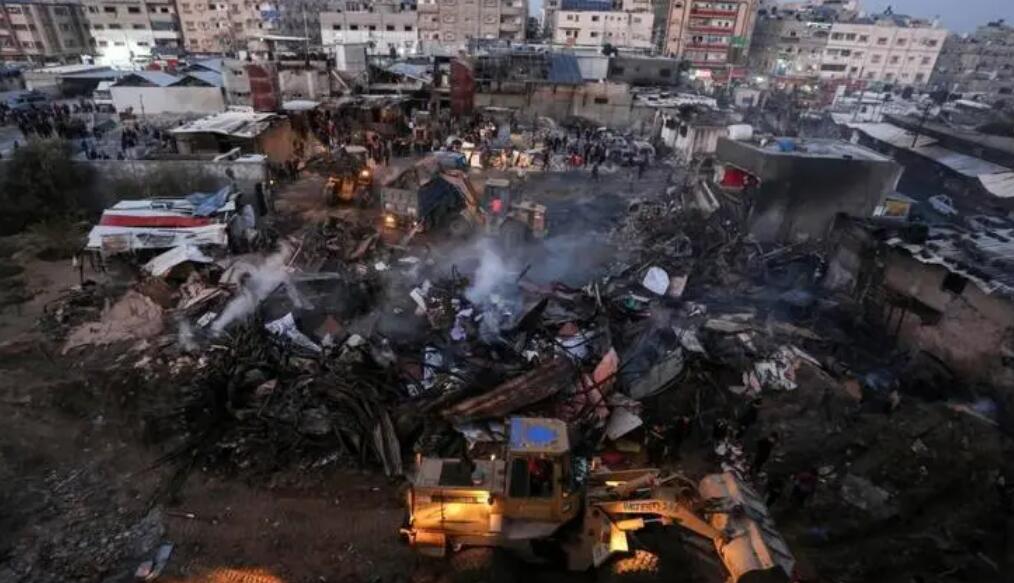 以軍空襲加沙地带中部難民營造成至少70人死亡  