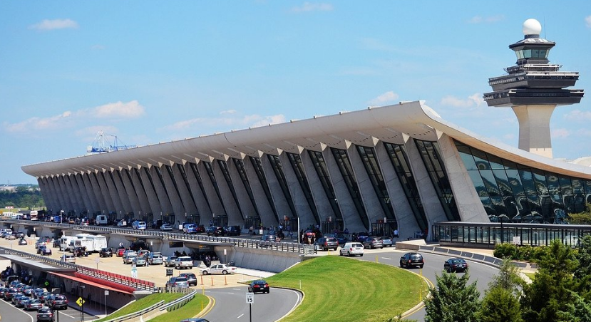 中國駐美大使館：提醒赴美中國留學生謹慎選擇從華盛頓杜勒斯國際機場入境