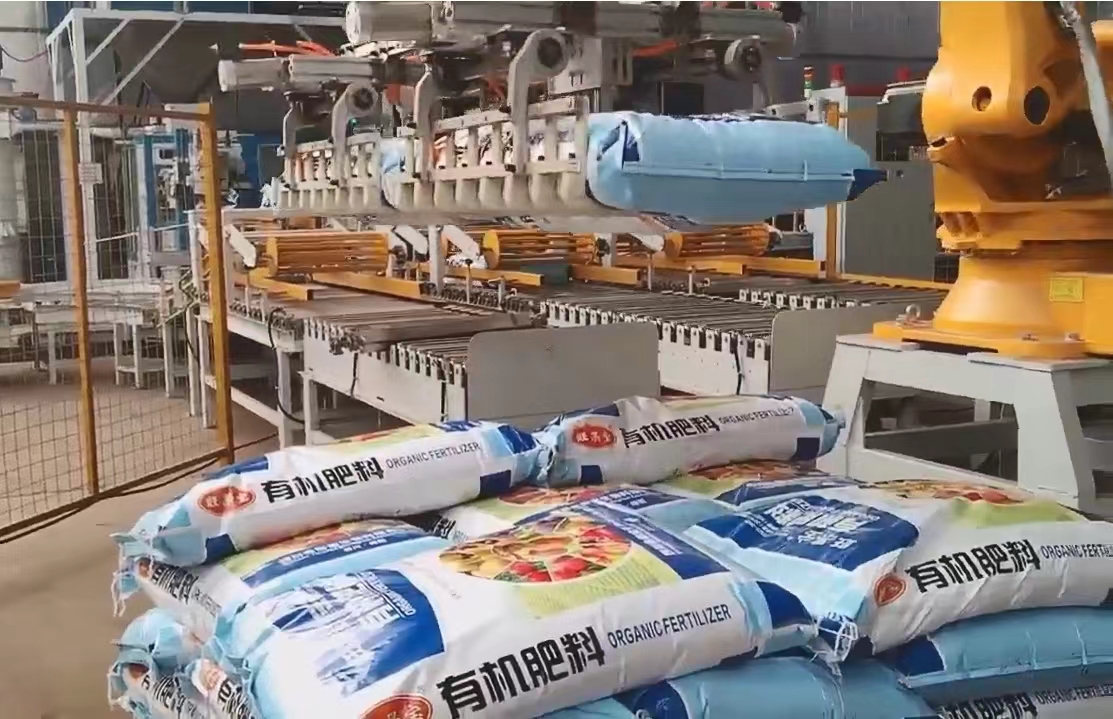 四川梓潼：備春耕保需求 農資企業忙生產