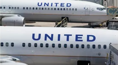 波音飛機再出故障 降落後發現一塊面板丟失