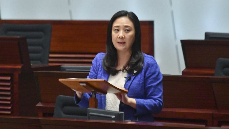 葛珮帆：目前國安法律已規管虛假資訊 暫無需另行立假新聞法