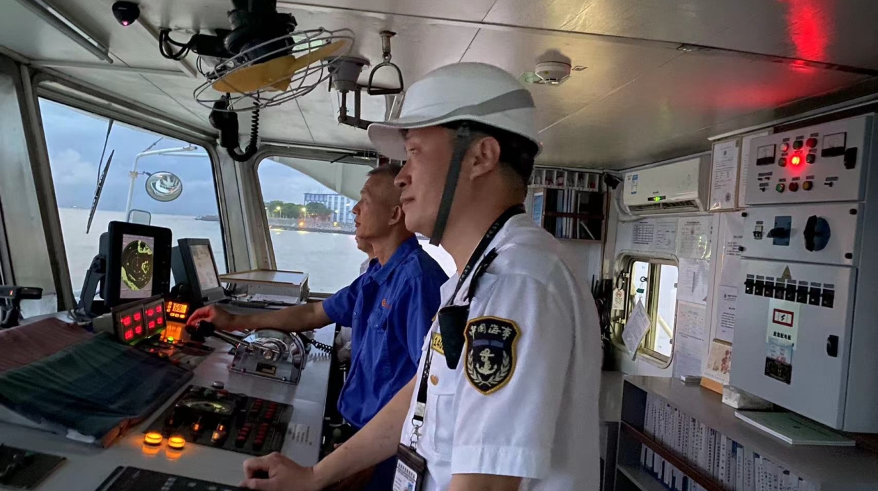 深圳南山海事局加強涉客船舶安全監管