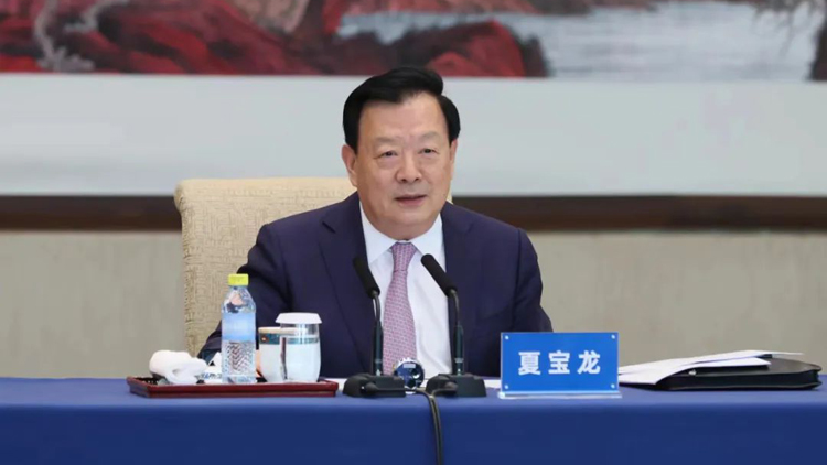 夏寶龍會見香港高校領導研習團一行