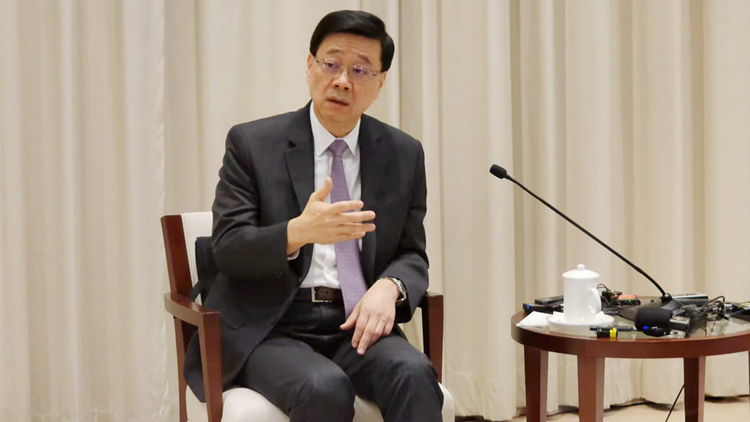 李家超：上任兩年在政治方面完成兩件重大工作 包括23條本地立法及區議會選舉