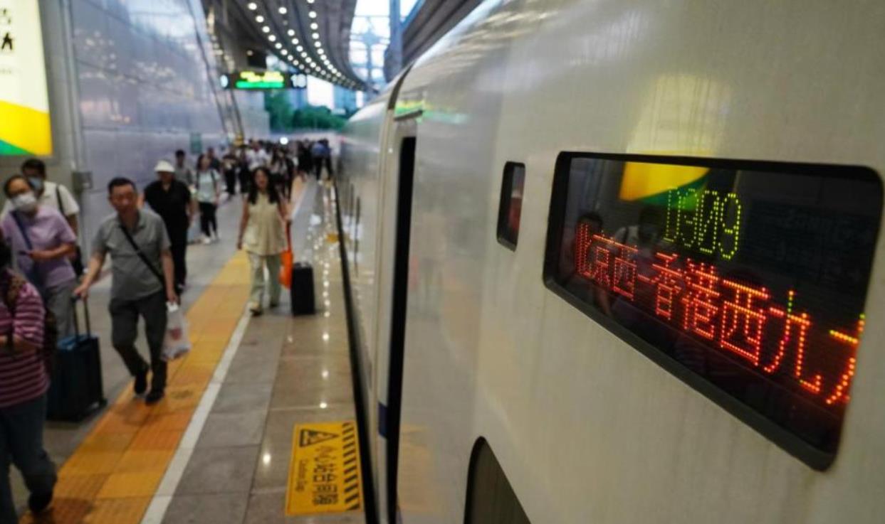 李家超：京港滬港動臥列車受歡迎 會朝着滿足旅客需求全盤考慮