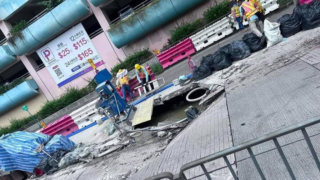 樂富鳳舞街路陷 多條巴士路線改道