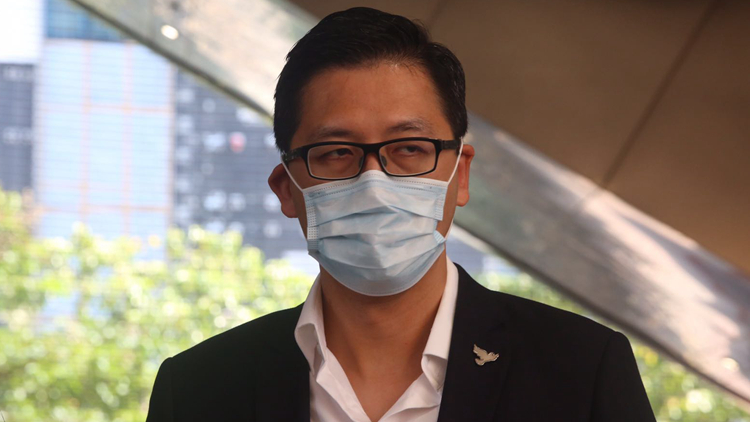 披露警司游乃強被查 林卓廷3罪脫 律政司向終院申請上訴許可獲批