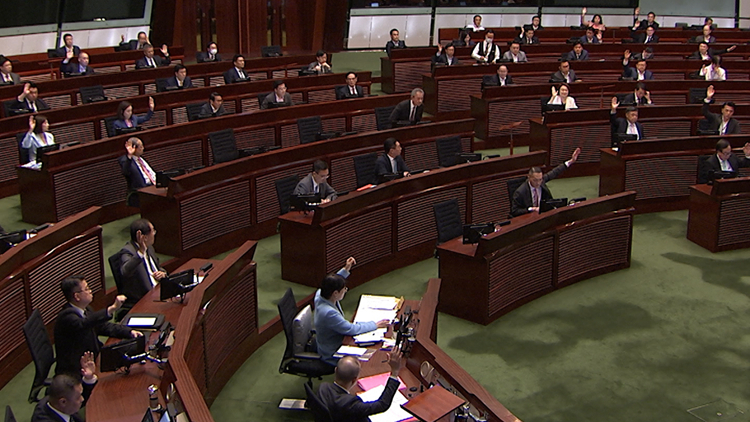 立法會三讀通過護士註冊修例草案 三途徑引入非本地培訓護士