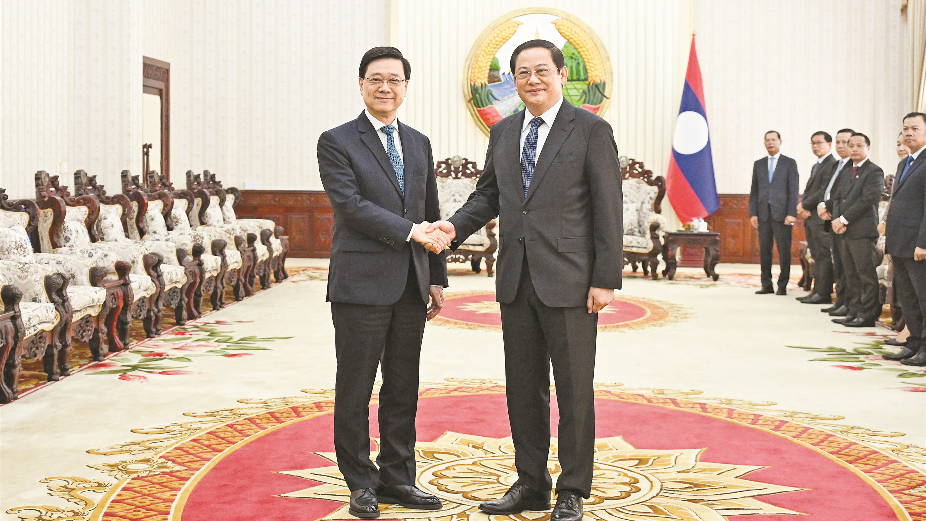 李家超訪老撾 簽12份合作備忘錄