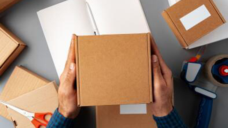 碩士畢業學位證被快遞撕毀 順豐回應