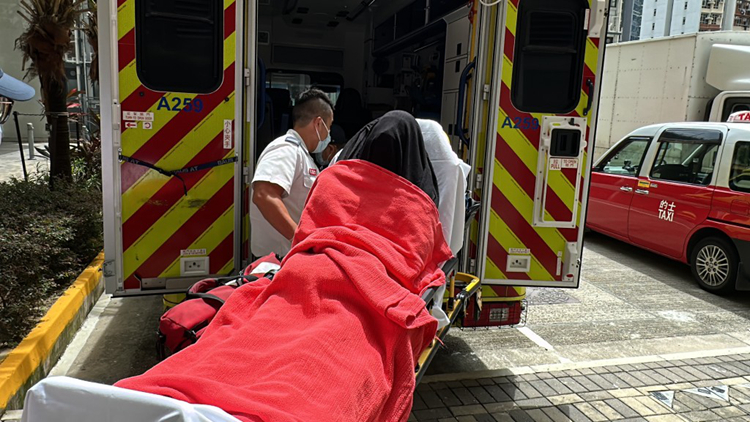 啟德德朗邨姊妹因家私擺放大打出手 2人被捕送院治理