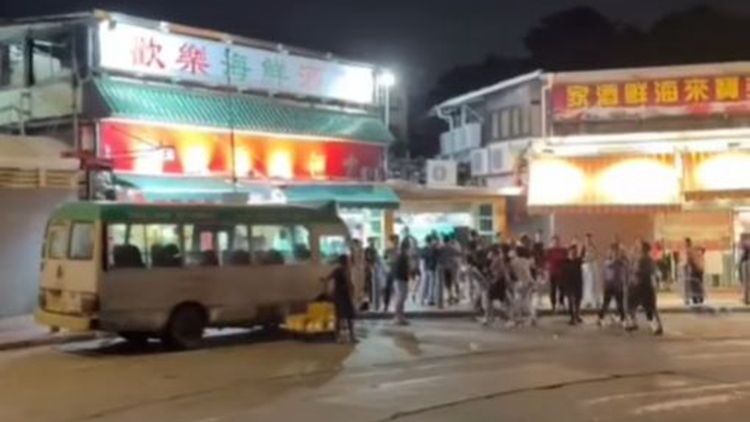 元朗流浮山海鮮漁村數十人混戰 警列打鬥案 無人被捕