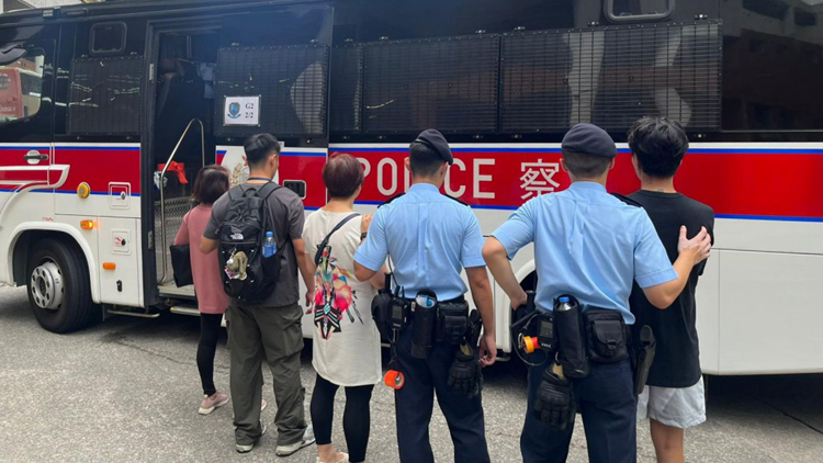 警方聯同入境處東九龍打擊黑工 拘捕30人