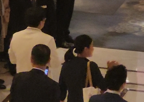 有片丨晶晶啟剛啟山齊送奧運健兒