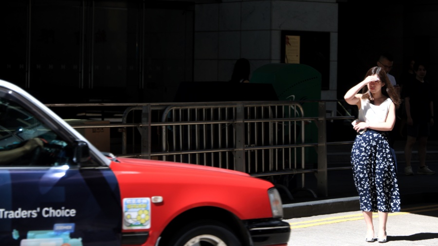 天文台發酷熱天氣警告 提醒市民預防中暑