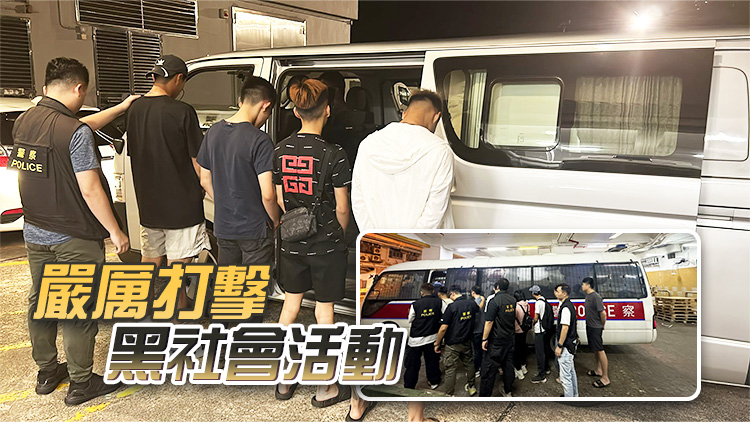 警方港島總區交通日 拘一男發近2000張告票