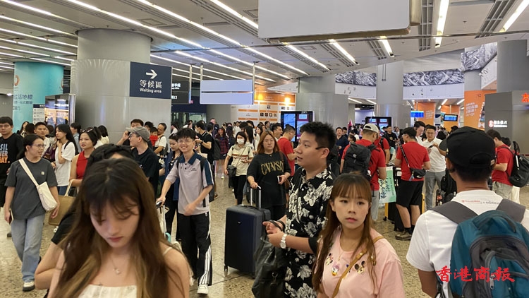 國慶75周年｜本港迎來入境客高峰 國慶黃金周旺丁旺財