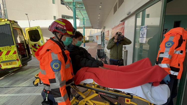 14歲少年西貢大浪西灣露營遭野豬咬傷 清醒被送院治理